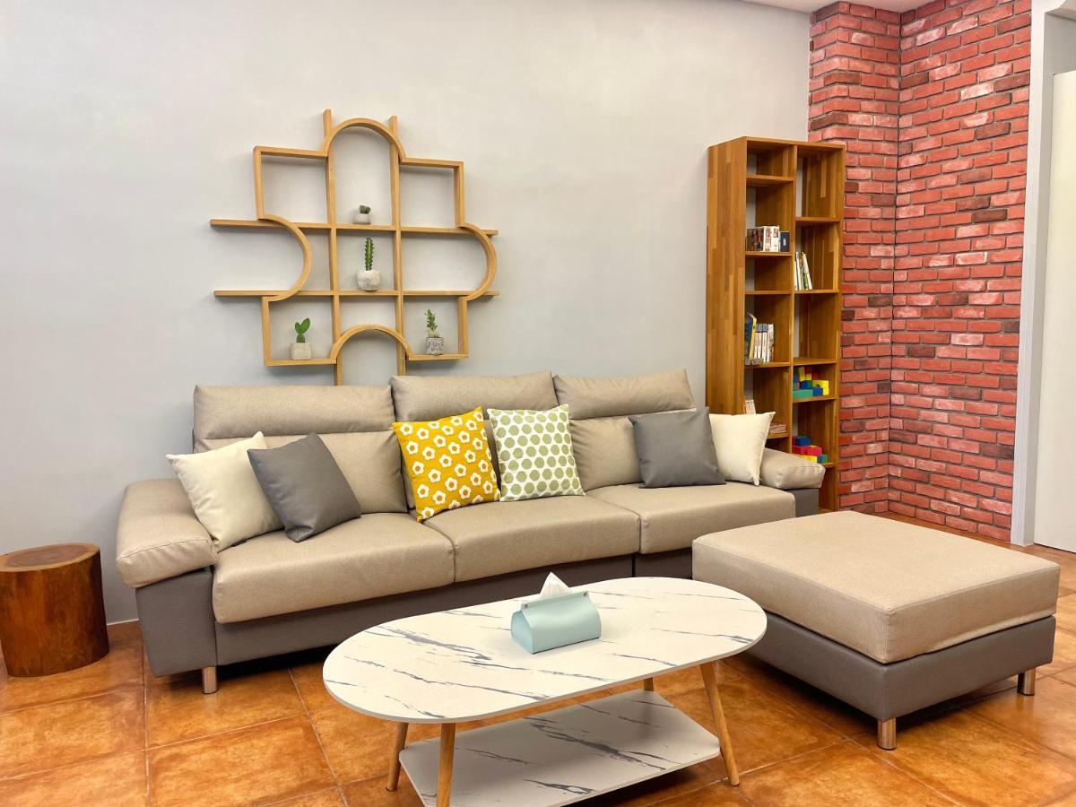 Puzzle Home Stay Wujie Exterior photo