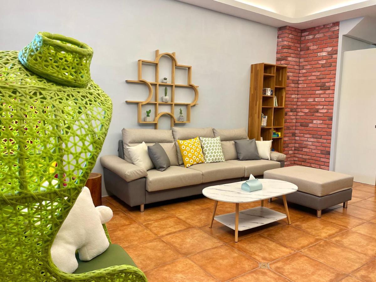 Puzzle Home Stay Wujie Exterior photo